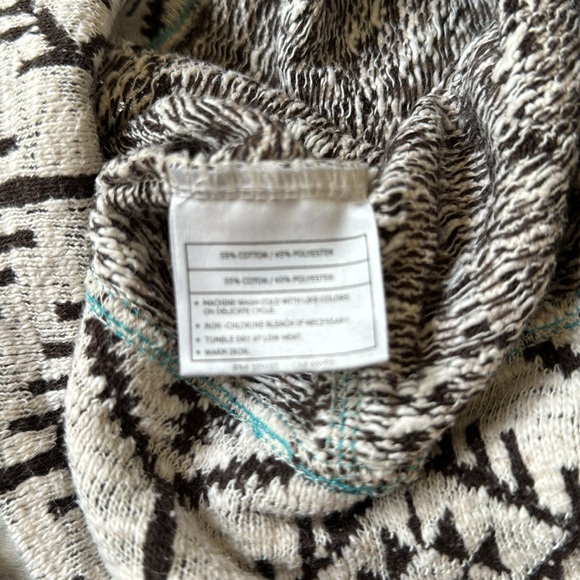 Woman’s Ariat zip-up hooded knit top, size small - Picture 4 of 7